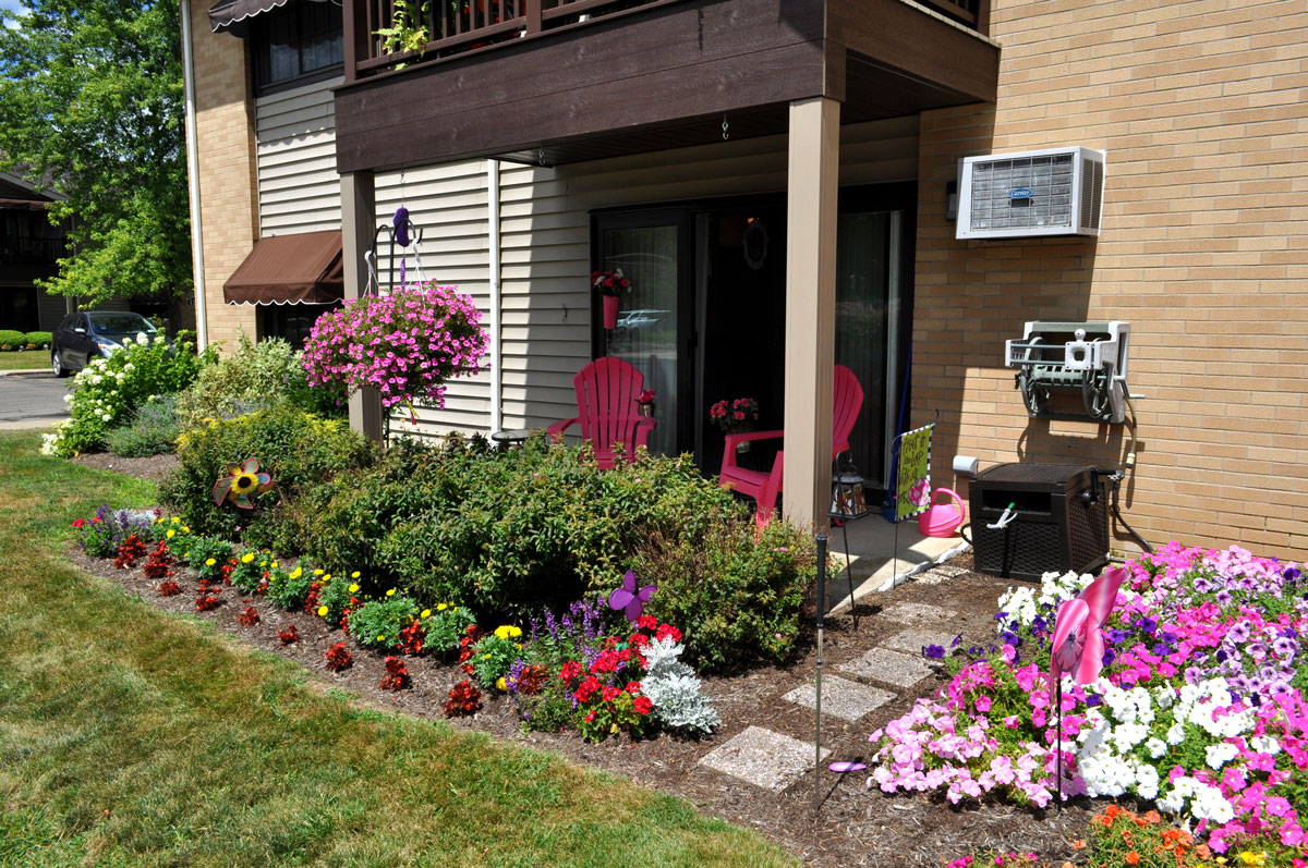 patio at Hugo apartments